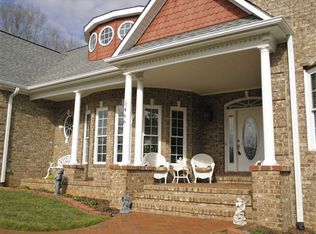 1466 Victorian Hills Cir, Conover, NC 28613