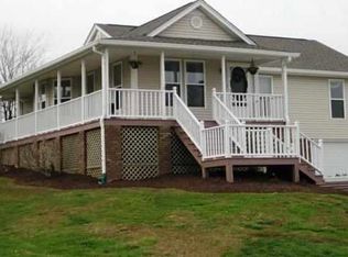 229 Dove Dr, Sevierville, TN 37876