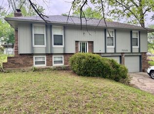 7310 NW 76th Ter, Kansas City, MO 64152
