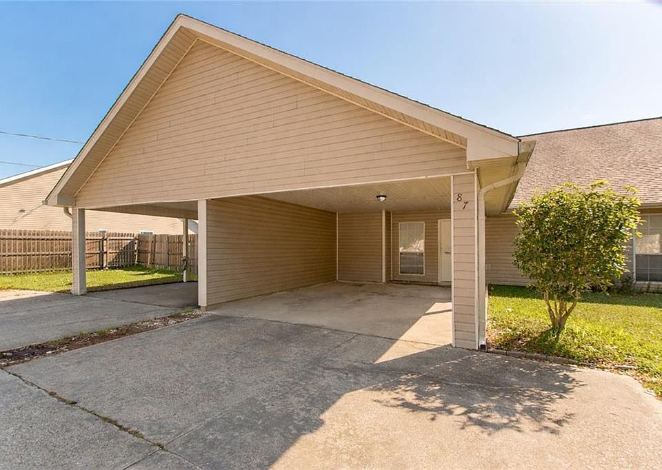 1st image of 14216 Woodlands Dr #87
