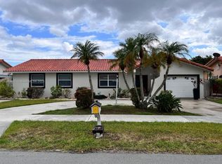 9840 SW 3rd St, Miami, FL 33174