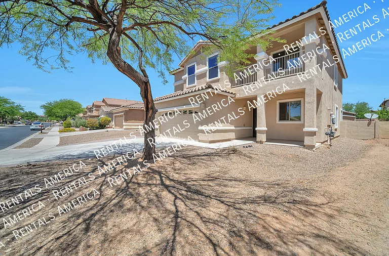 410 W Corte Calza — Photo 2