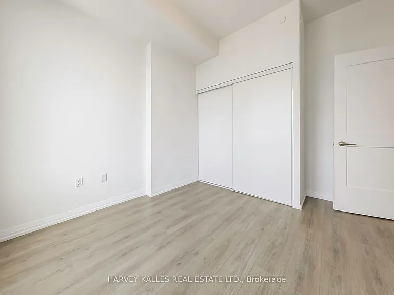 25 Holly St #LPH09 — Photo 22