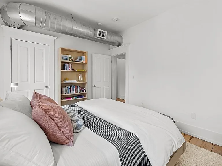 67 Rutland St #3 — Photo 14