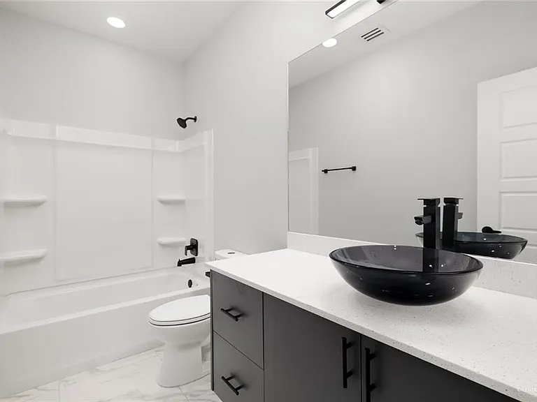 1007 N Woodson Ave #1 — Photo 14