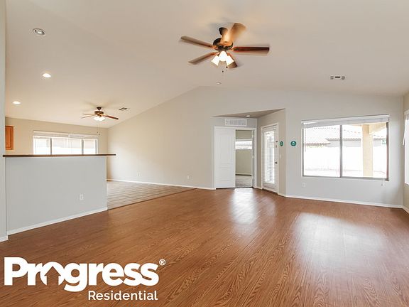 4th image of 15923 W Tara Ln