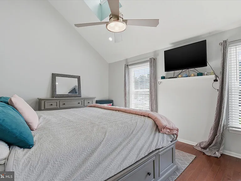 14229 Oakpointe Dr — Photo 12