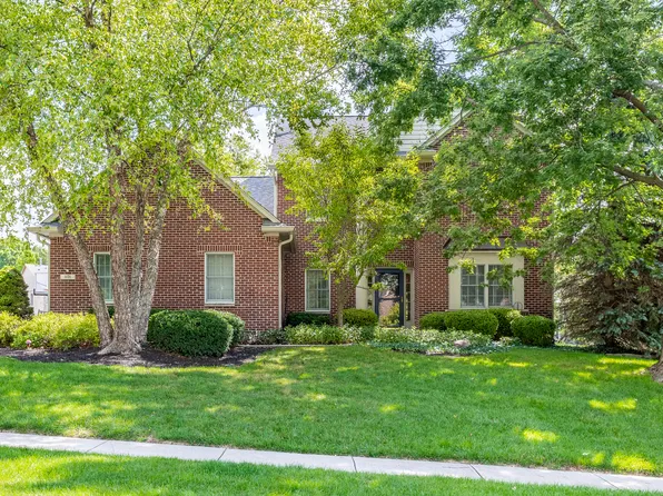 1171 Huntington Woods Point, Zionsville, IN 46077