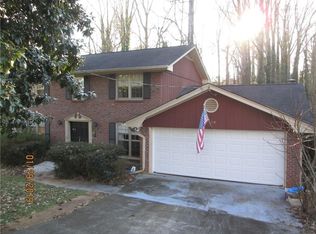 736 Indian Manor Ct, Stone Mountain, GA 30083