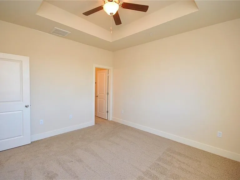 2222 Creekside Ln #C — Photo 18