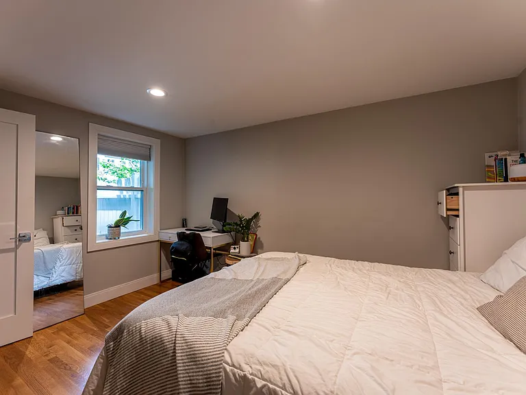 42 Saint Martin St #1 — Photo 6
