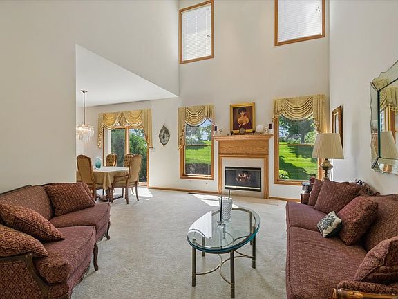 4th image of 1022 Inverness Dr