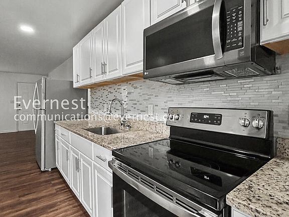 4th image of 4527 Glade Rd APT 8