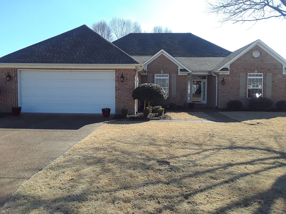 1st image of 163 Chapel Creek Dr