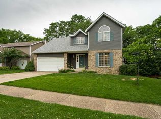 4466 Winston Pl, Bettendorf, IA