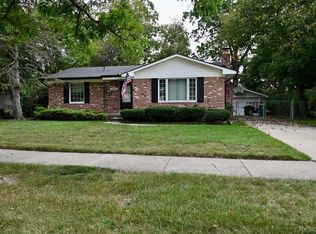 22443 Armstrong Ave, Brownstown, MI 48193