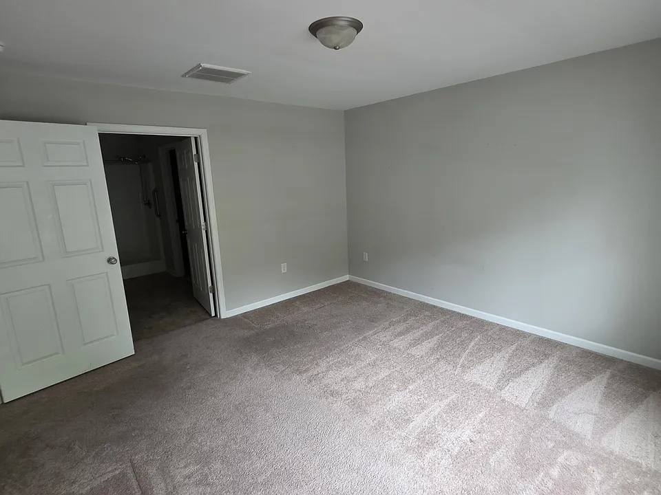 16 Micah Ct #1