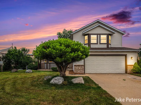 2130 Hartman Ct SE, Caledonia, MI 49316