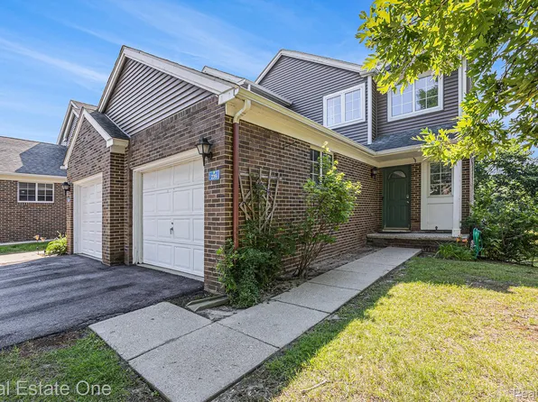 239 Fieldcrest St, Ann Arbor, MI 48103
