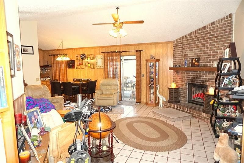 2nd image of 1620 Sailpoint Dr