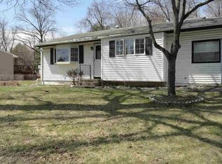 64 Nassau Rd, Poughkeepsie, NY 12601