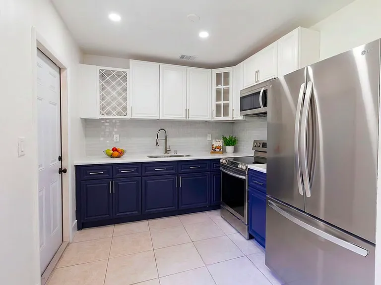 2015 NW 132nd St — Photo 6