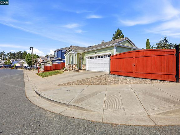 3rd image of 244 Stranahan Cir
