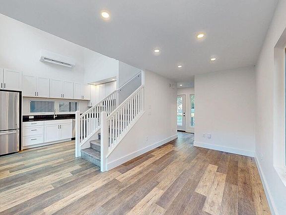 5th image of Lot 196 Mckeen Street #16