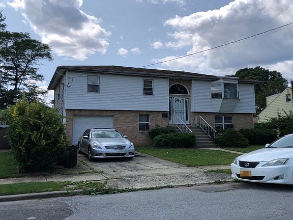 3rd image of 1288 Dekoven St