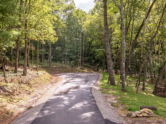 3rd image of W23 Fish Camp Trail