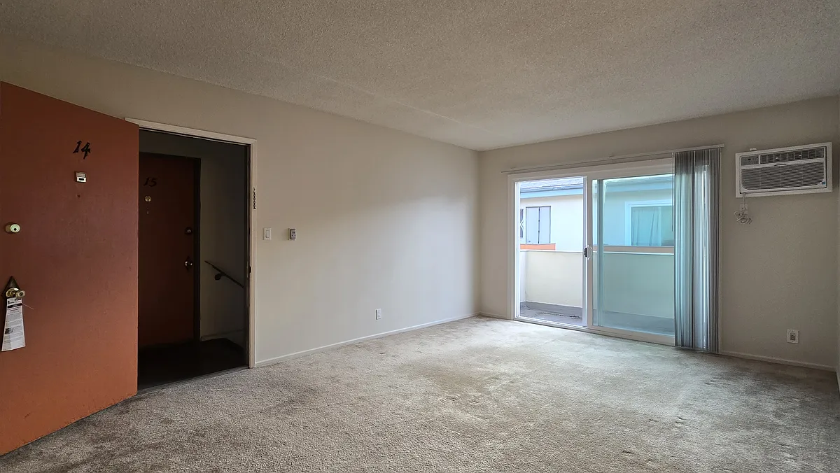 Building Photo - 1302 Lyndon St #14
