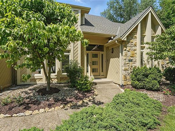 2nd image of 6112 N Mattox Rd