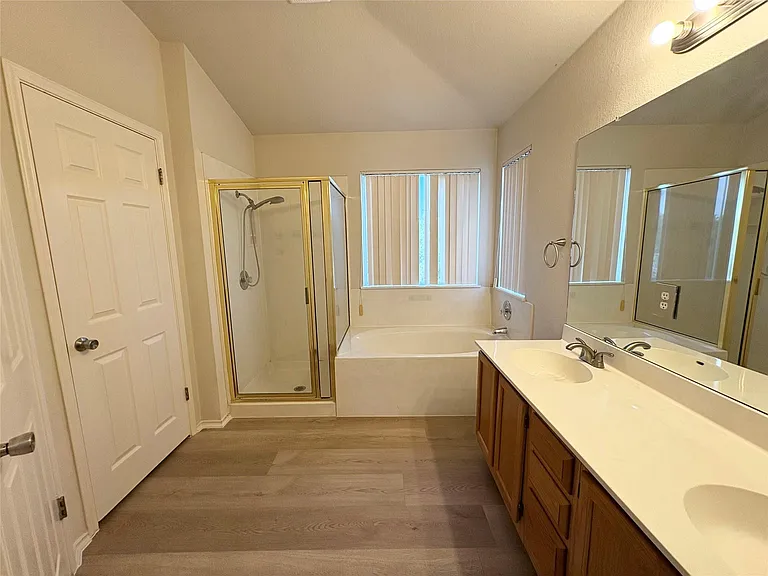 1101 Wood Creek Dr — Photo 31
