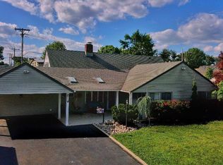 103 Forsythia Dr N, Levittown, PA 19056