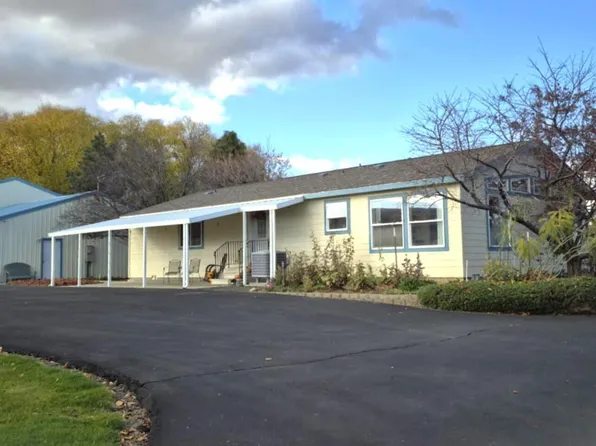 2490 Thompson Rd, Cowiche, WA 98923