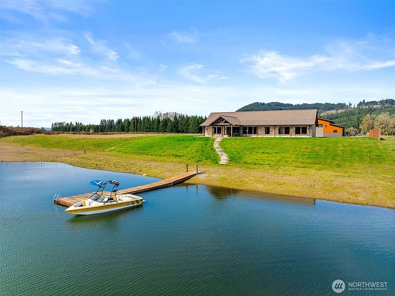 3rd image of 6401 Skookumchuck Road SE