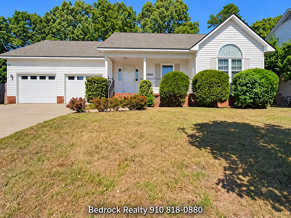 2926 Coachway Dr