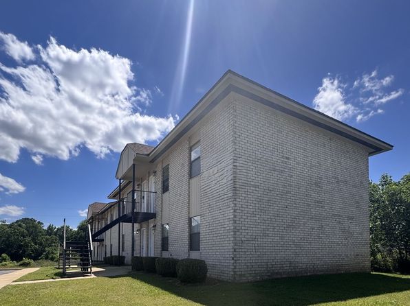 324 Montgomery St APT 103