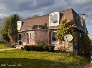 11 Pine Dr, Shavertown, PA