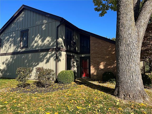 2nd image of 1451 Carriage Trace Blvd