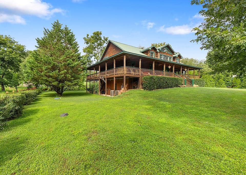 1st image of 237 Laurel Creek Ln