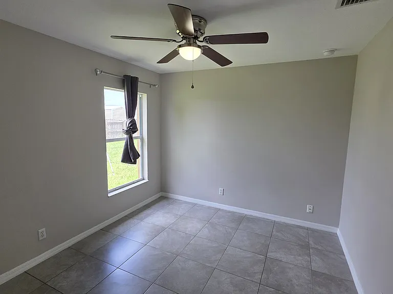 151 SW South Wakefield Cir — Photo 13