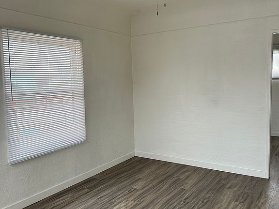 3rd image of 1435 Madison Ave