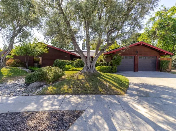 8829 N 6th St, Fresno, CA 93720