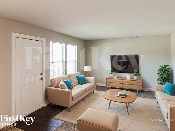 3rd image of 19419 Green Chase Ln