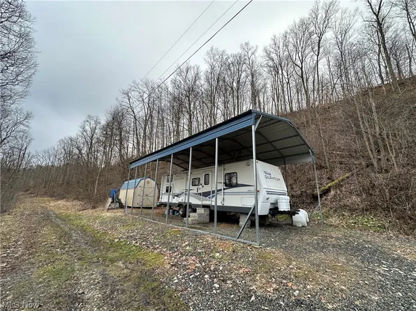 30 Wetzler Rd, Lower Salem, OH 45745
