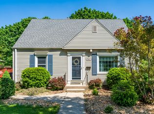 N86W16546 Jacobson Dr, Menomonee Falls, WI 53051