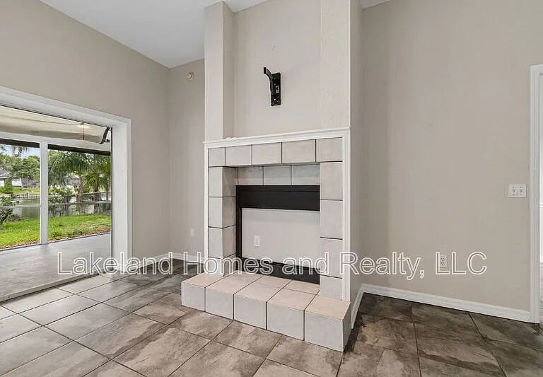 95 Woodside Dr — Photo 15