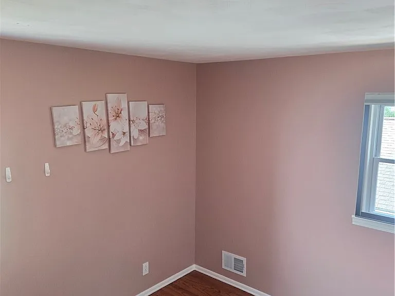 131 David Ave — Photo 35