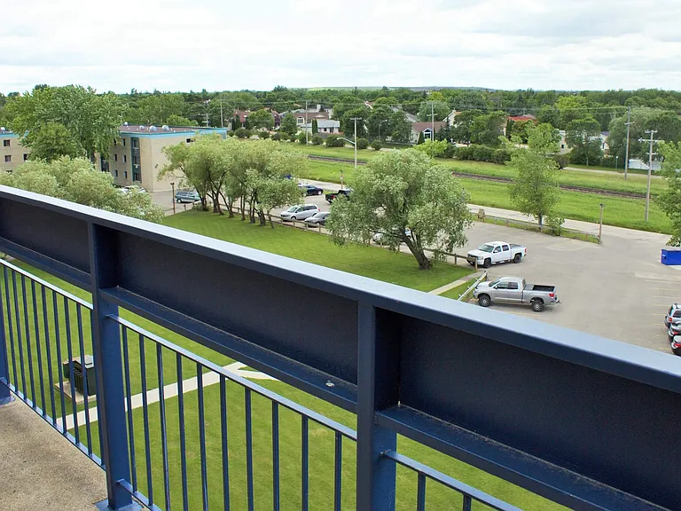 2945 Pembina Hwy — Photo 7